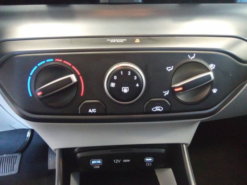 Hyundai i20 - Photo 22