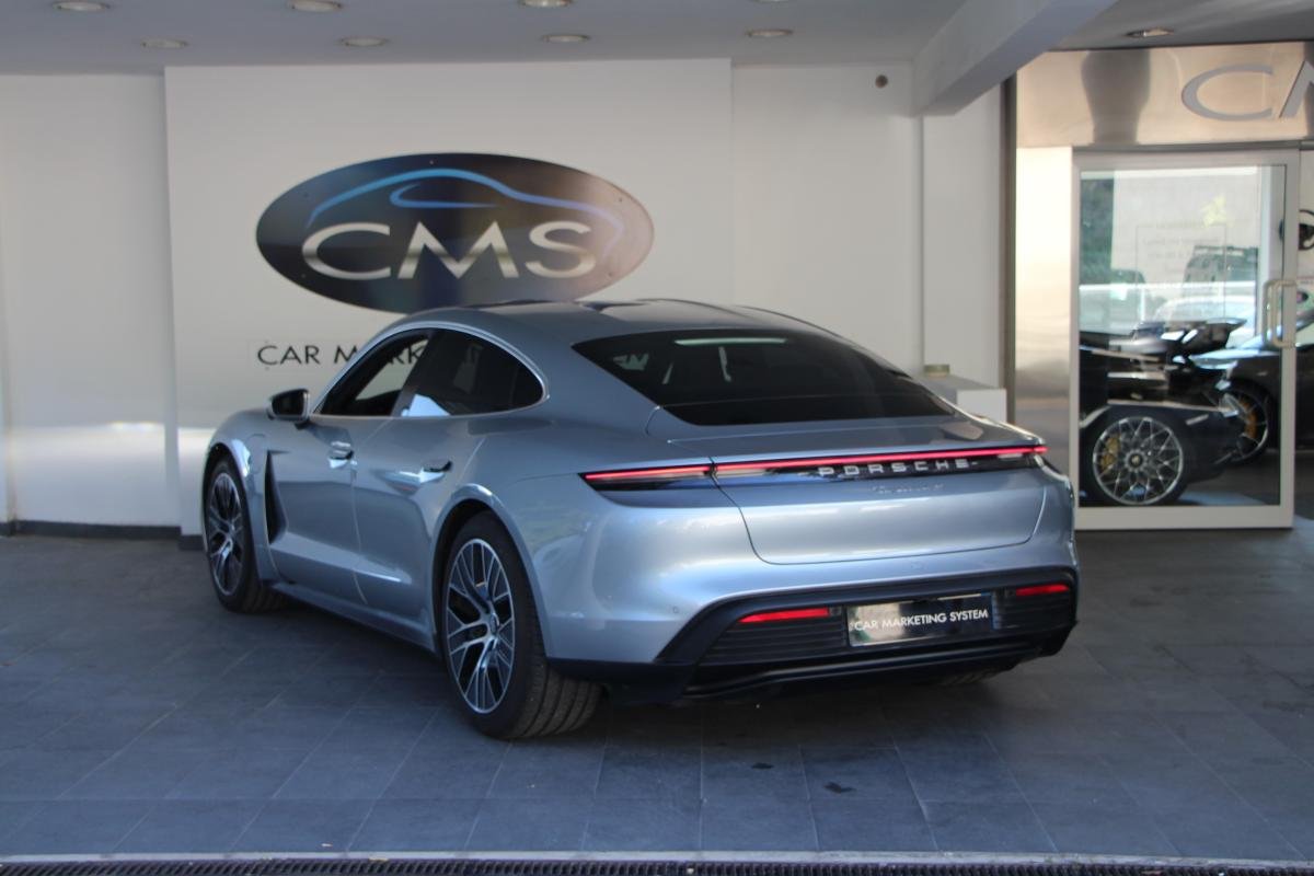 Porsche taycan - Photo 3