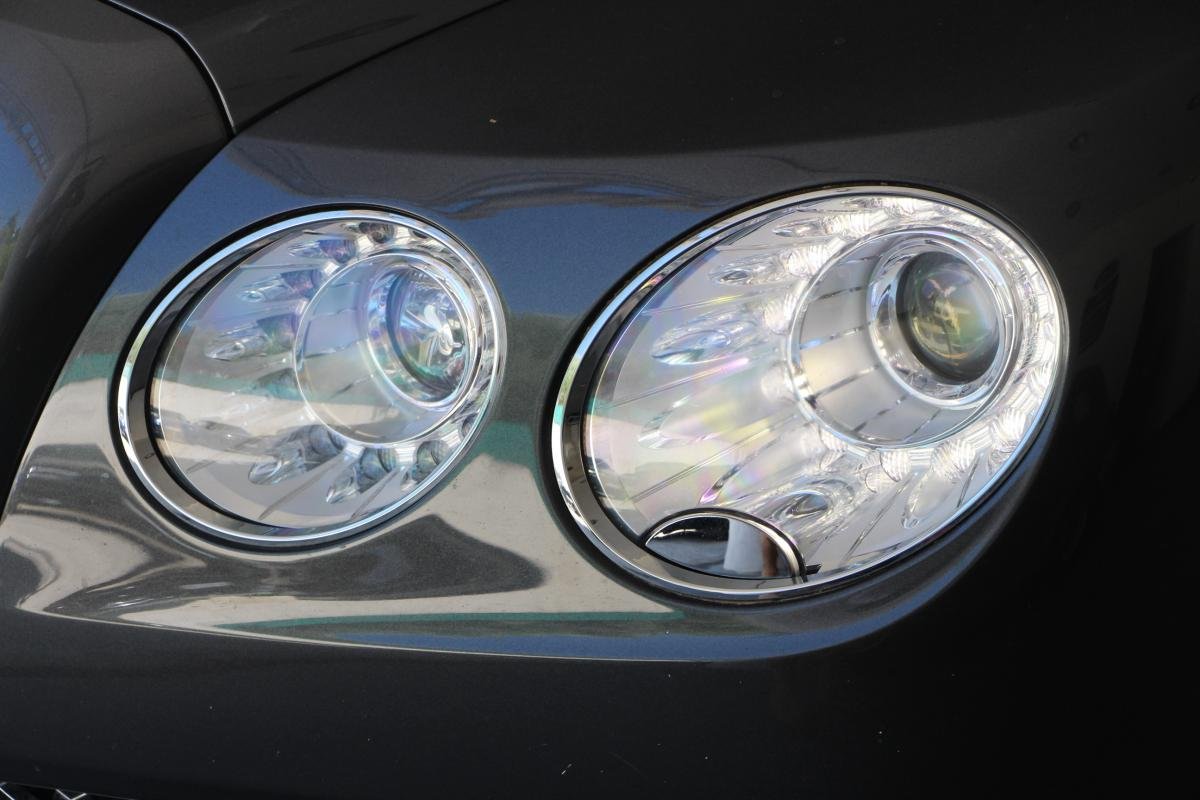 Bentley Flying Spur - Photo 5