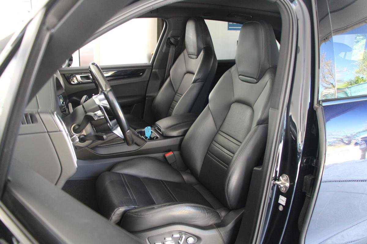 Porsche Cayenne - Photo 11