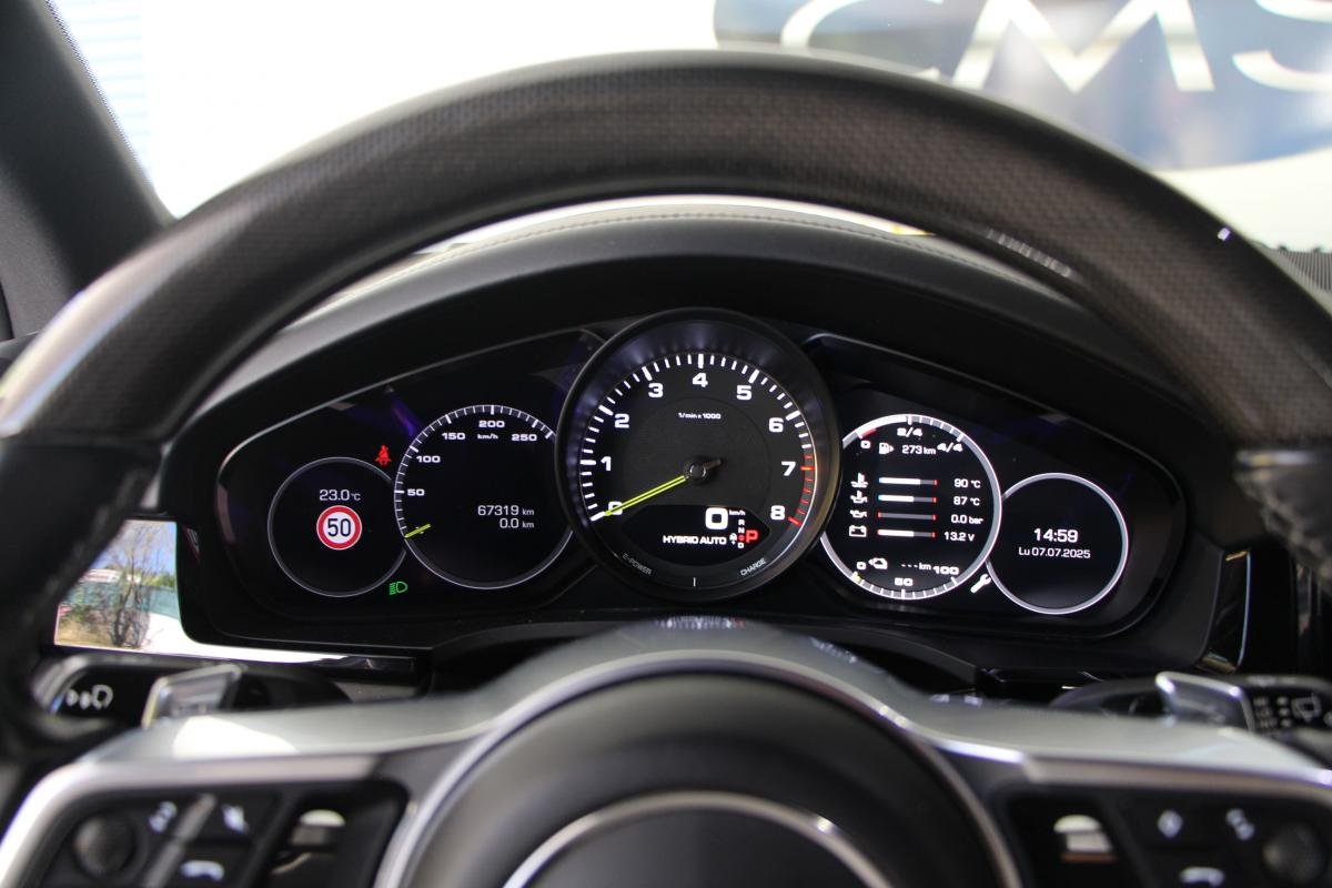 Porsche Cayenne - Photo 16