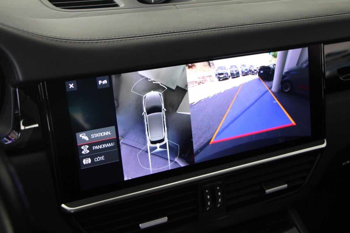 Porsche Cayenne - Photo 21