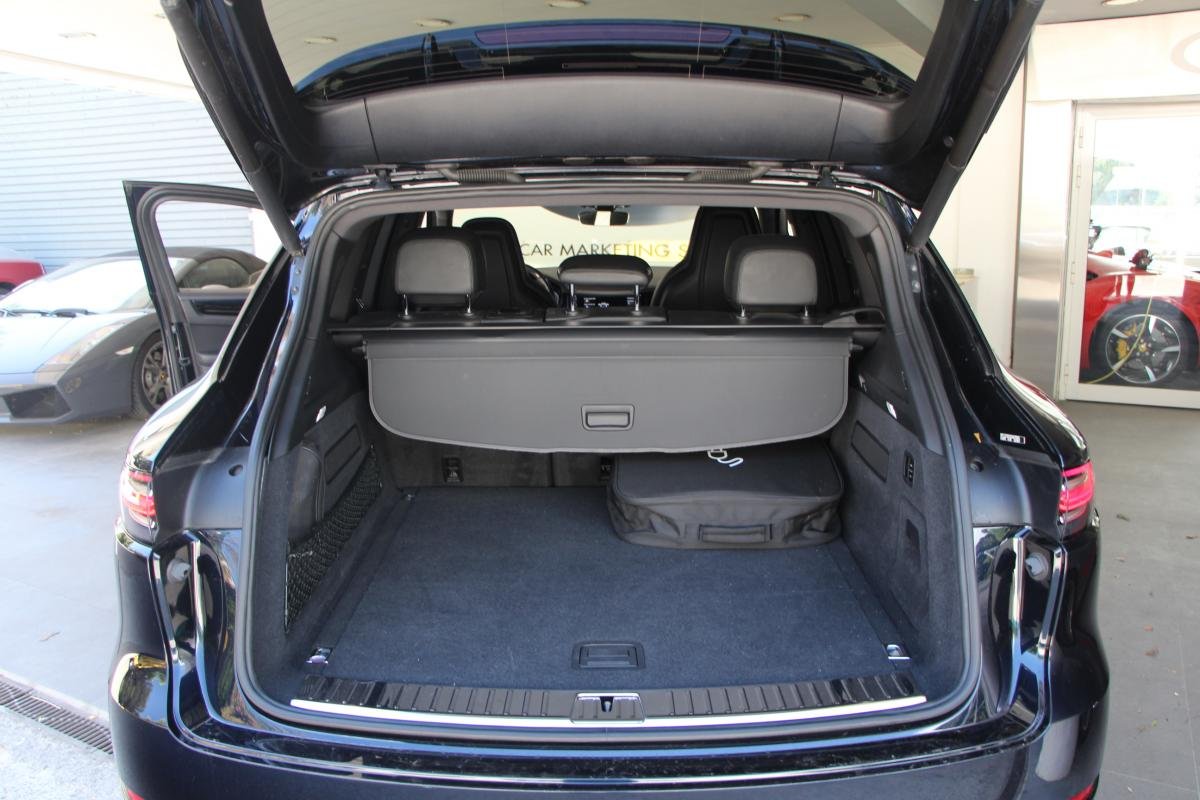 Porsche Cayenne - Photo 27
