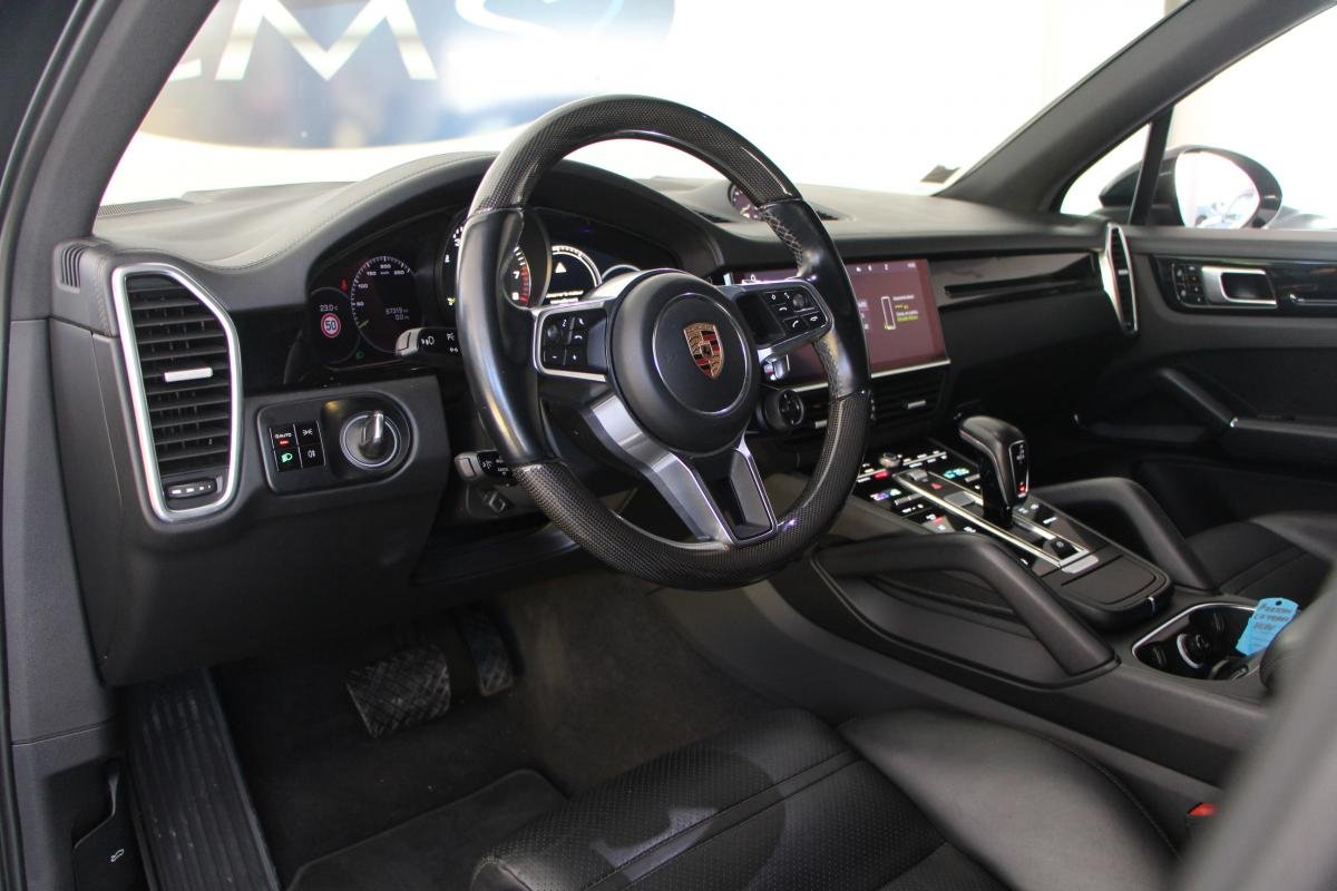 Porsche Cayenne - Photo 8