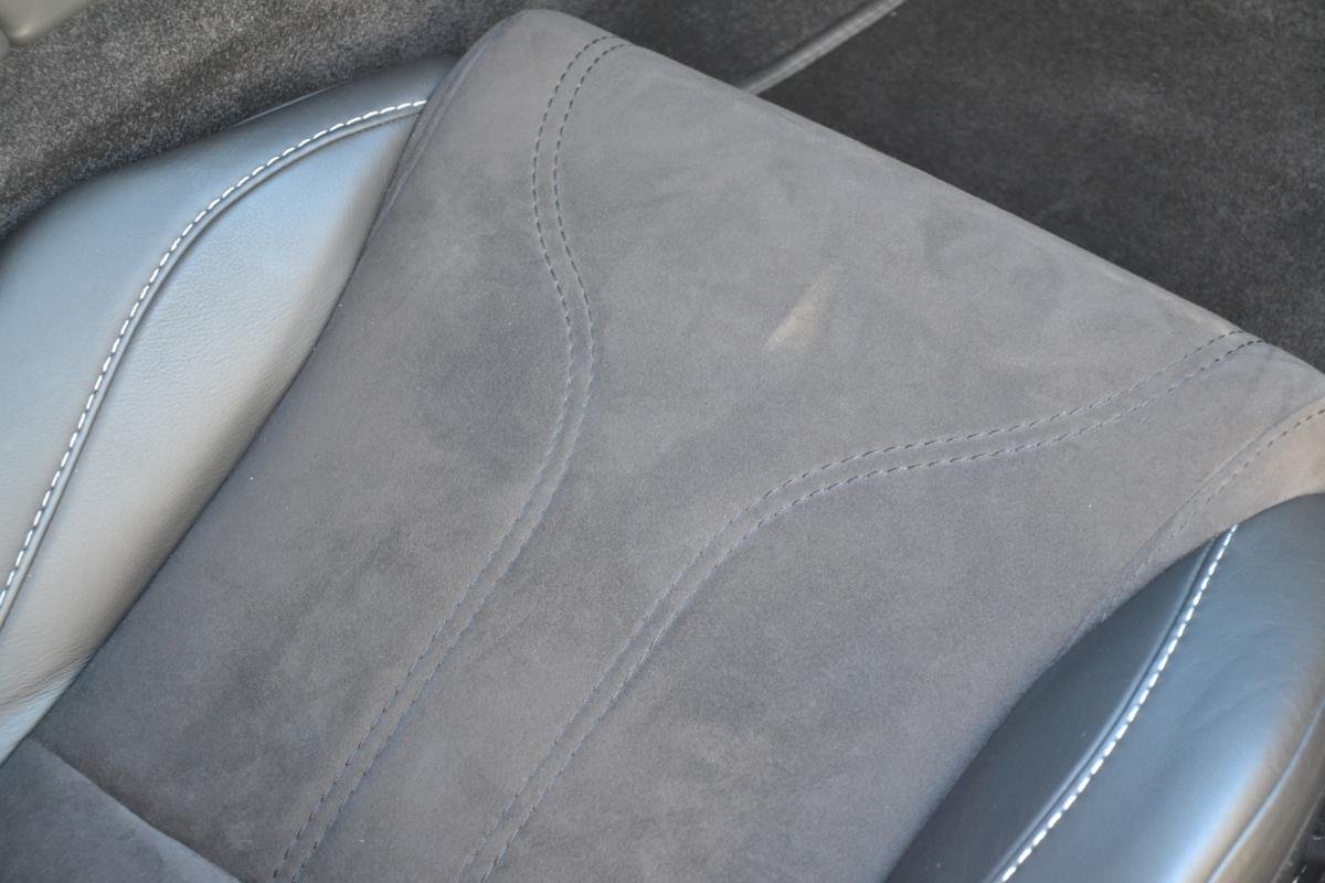 Aston Martin Vantage - Photo 21