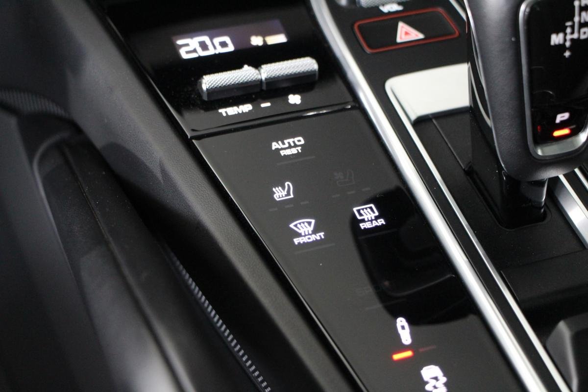Porsche Cayenne Coupé - Photo 12