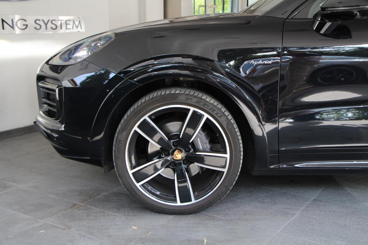 Porsche Cayenne Coupé - Photo 5