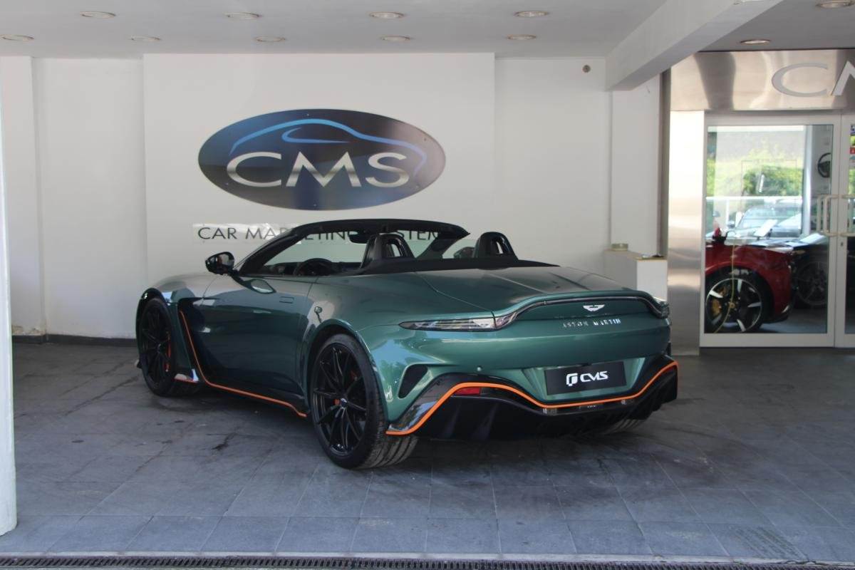Aston Martin V12 Vantage - Photo 3