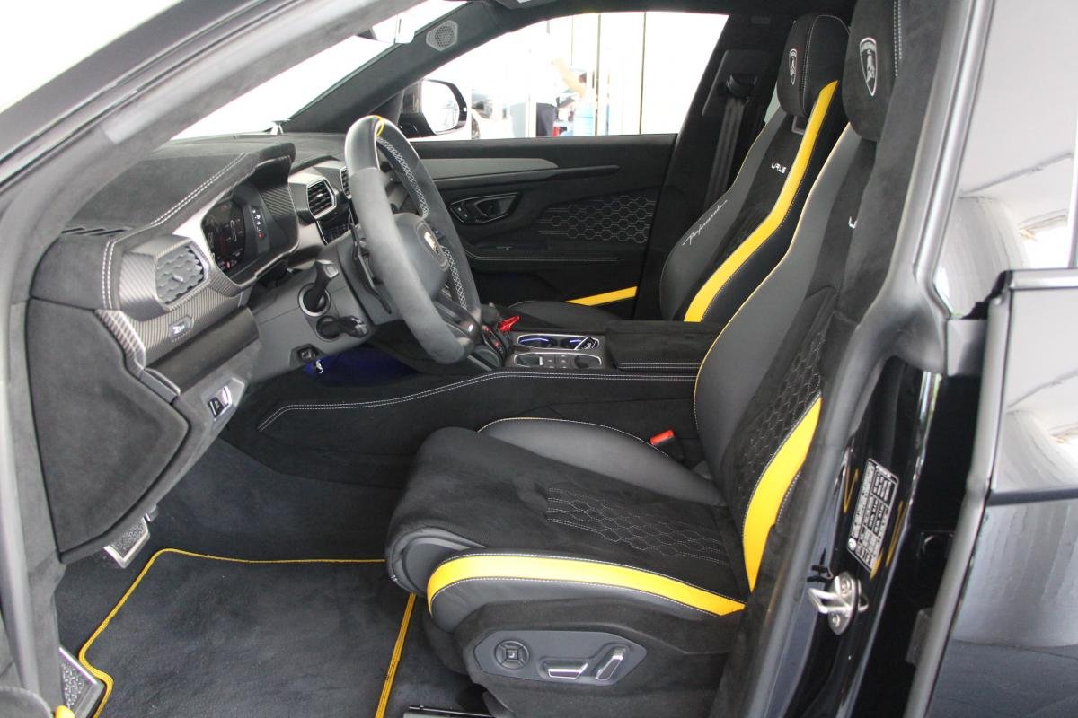 Lamborghini Urus - Photo 24
