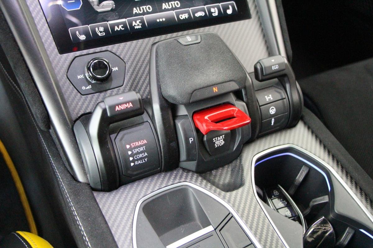 Lamborghini Urus - Photo 27