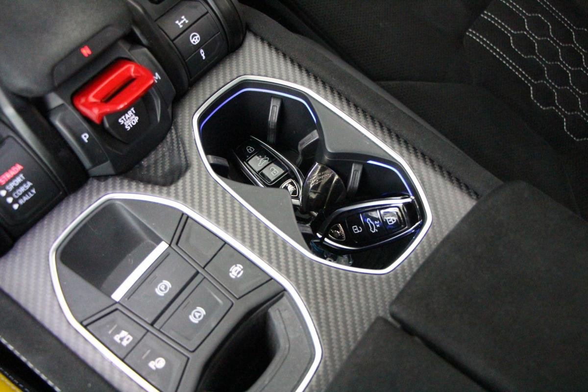 Lamborghini Urus - Photo 28