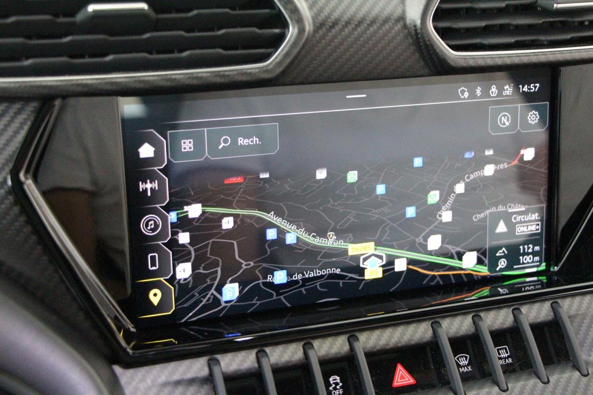 Lamborghini Urus - Photo 37