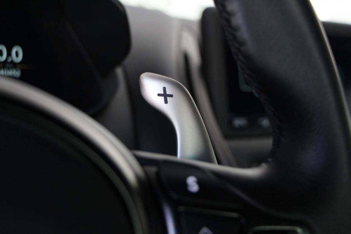 Aston Martin DBS - Photo 34