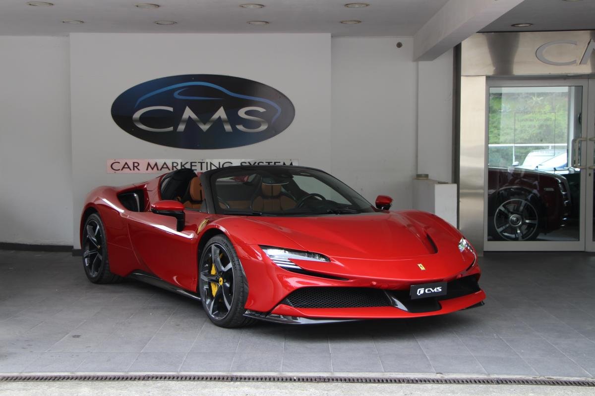 Ferrari SF90 - Photo 1