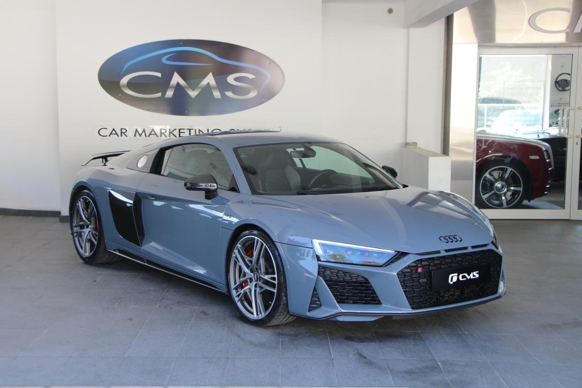 Audi R8 - Photo 1