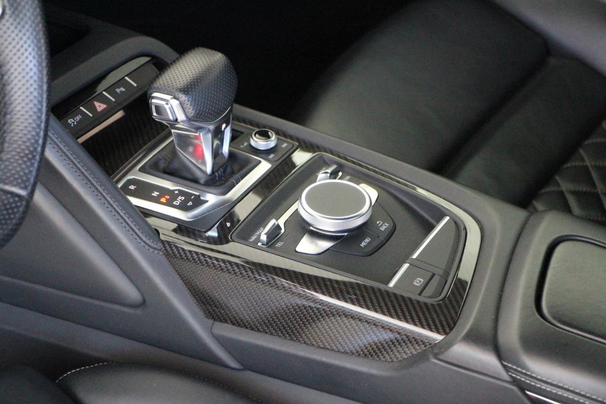 Audi R8 - Photo 14