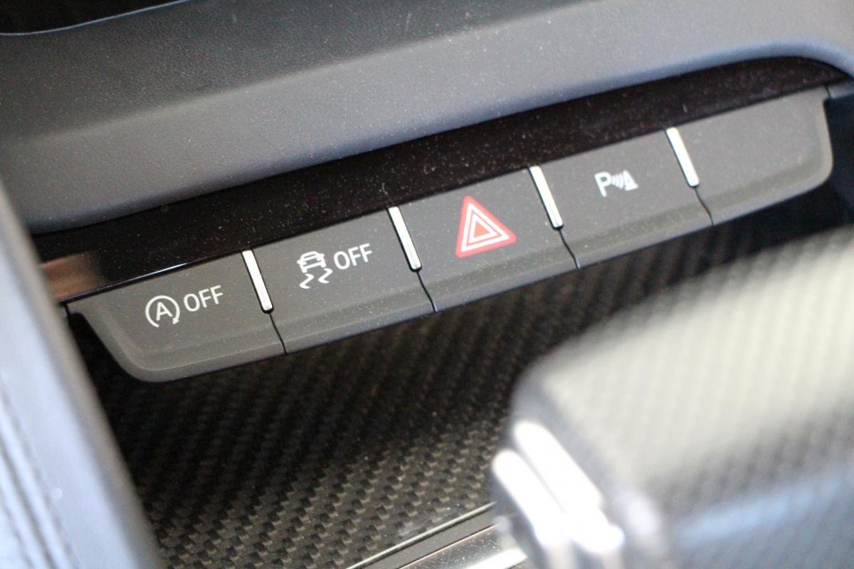 Audi R8 - Photo 19