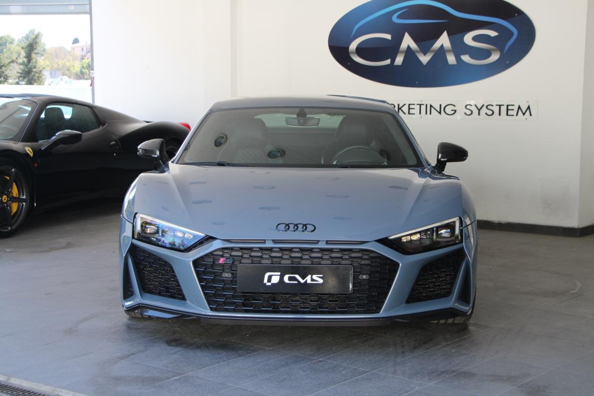 Audi R8 - Photo 2