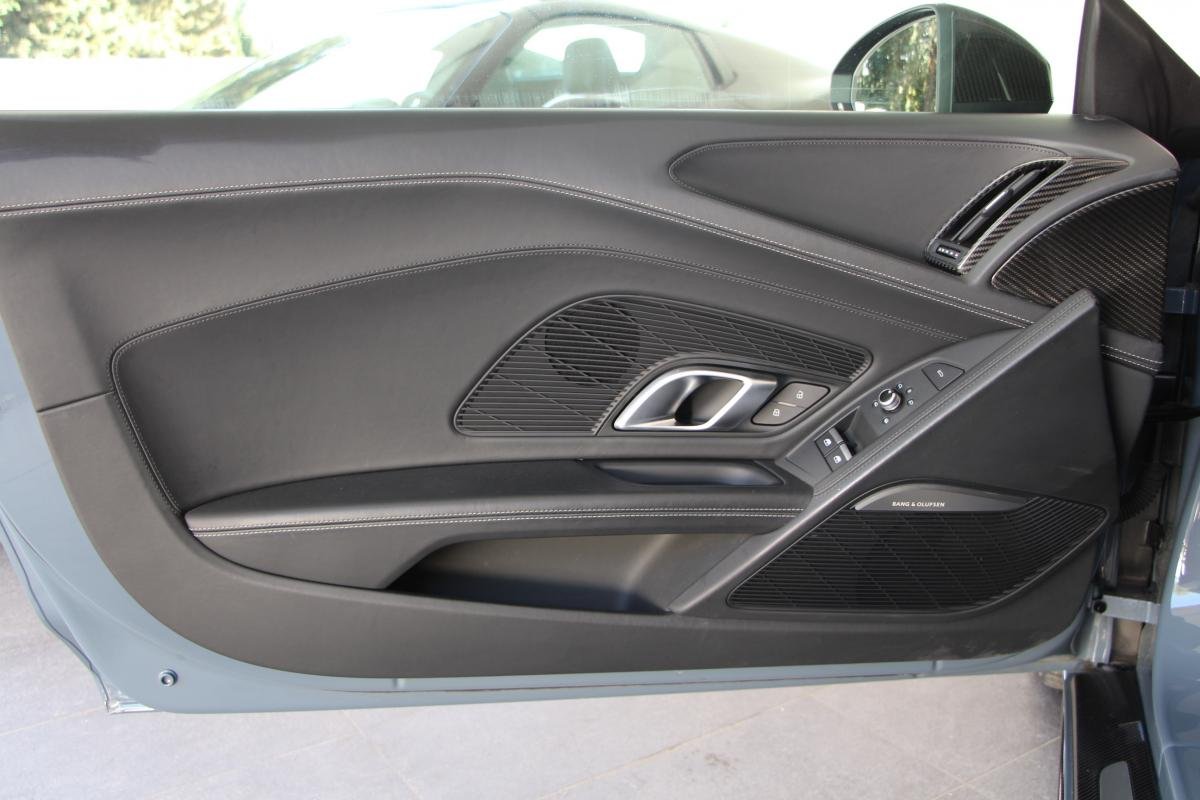 Audi R8 - Photo 8