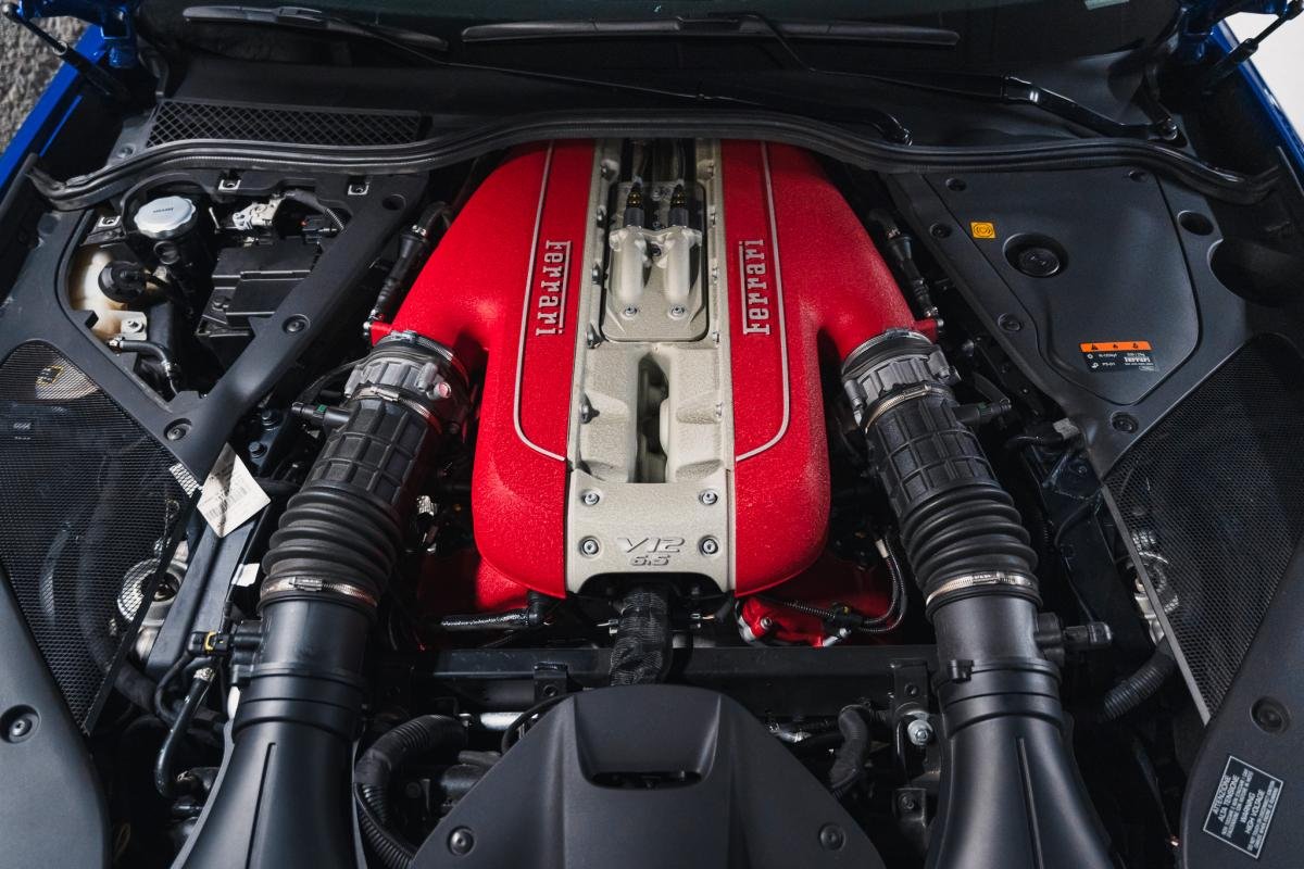 Ferrari 812 Superfast - Photo 23