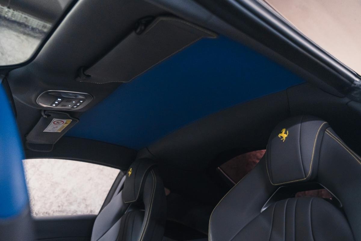Ferrari 812 Superfast - Photo 9