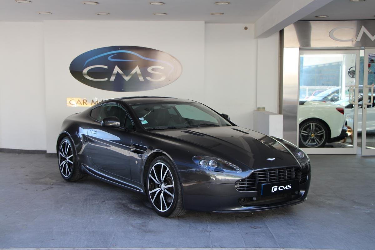 Aston Martin V8 Vantage