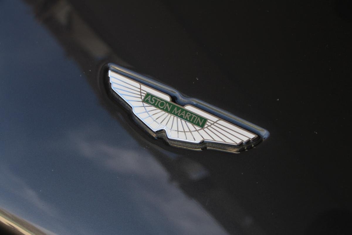 Aston Martin V8 Vantage - Photo 4