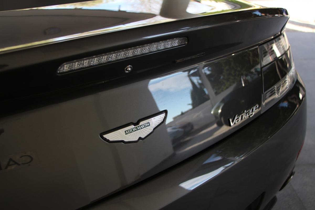 Aston Martin V8 Vantage - Photo 7