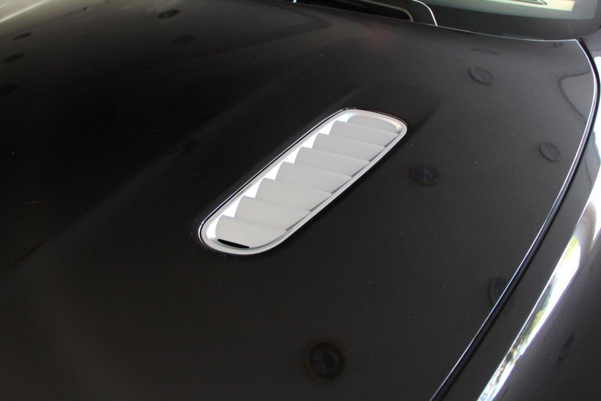 Aston Martin DB9 - Photo 26
