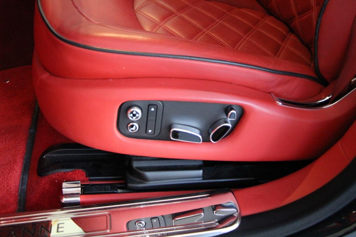 Bentley Mulsanne - Photo 19