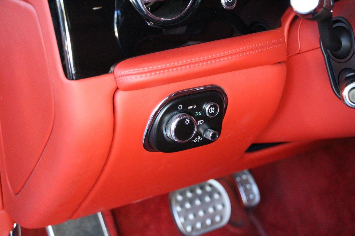 Bentley Mulsanne - Photo 24
