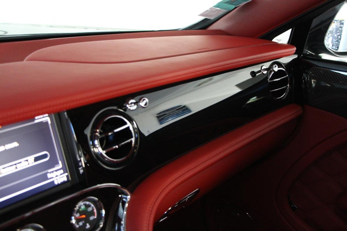 Bentley Mulsanne - Photo 28