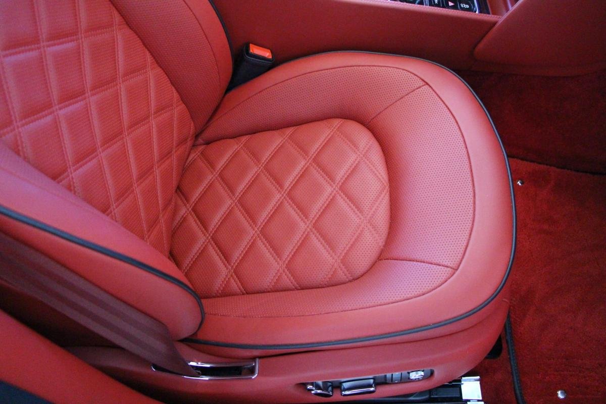 Bentley Mulsanne - Photo 33