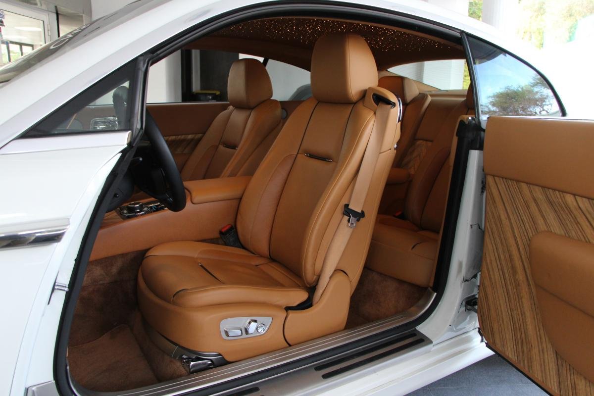 Rolls-Royce Wraith - Photo 11