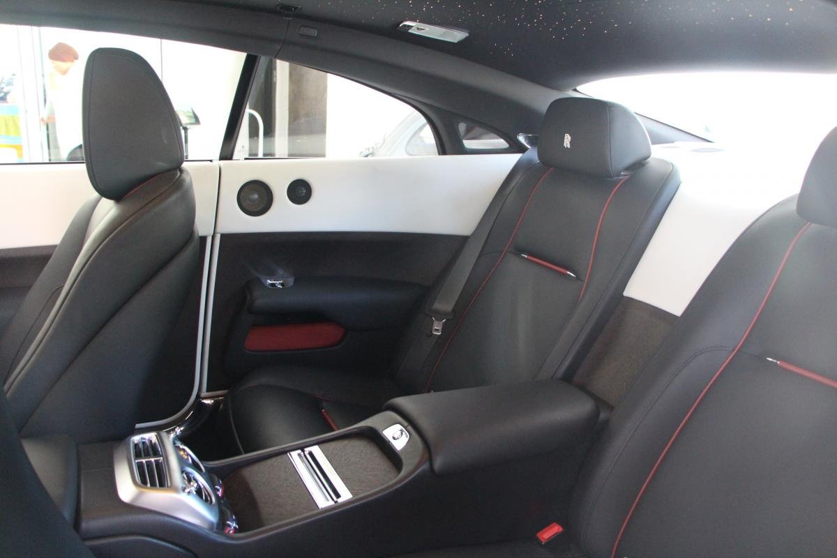 Rolls-Royce Wraith - Photo 11