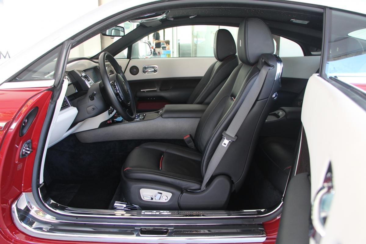 Rolls-Royce Wraith - Photo 7