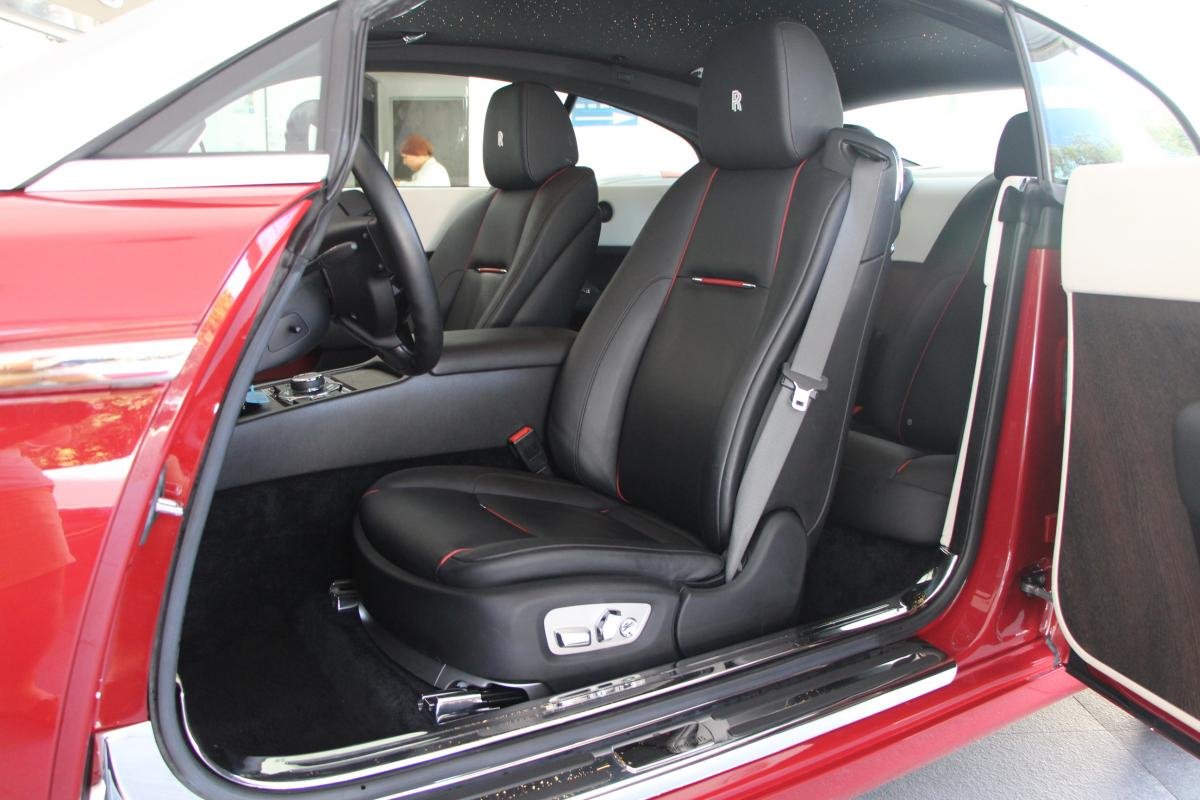 Rolls-Royce Wraith - Photo 8