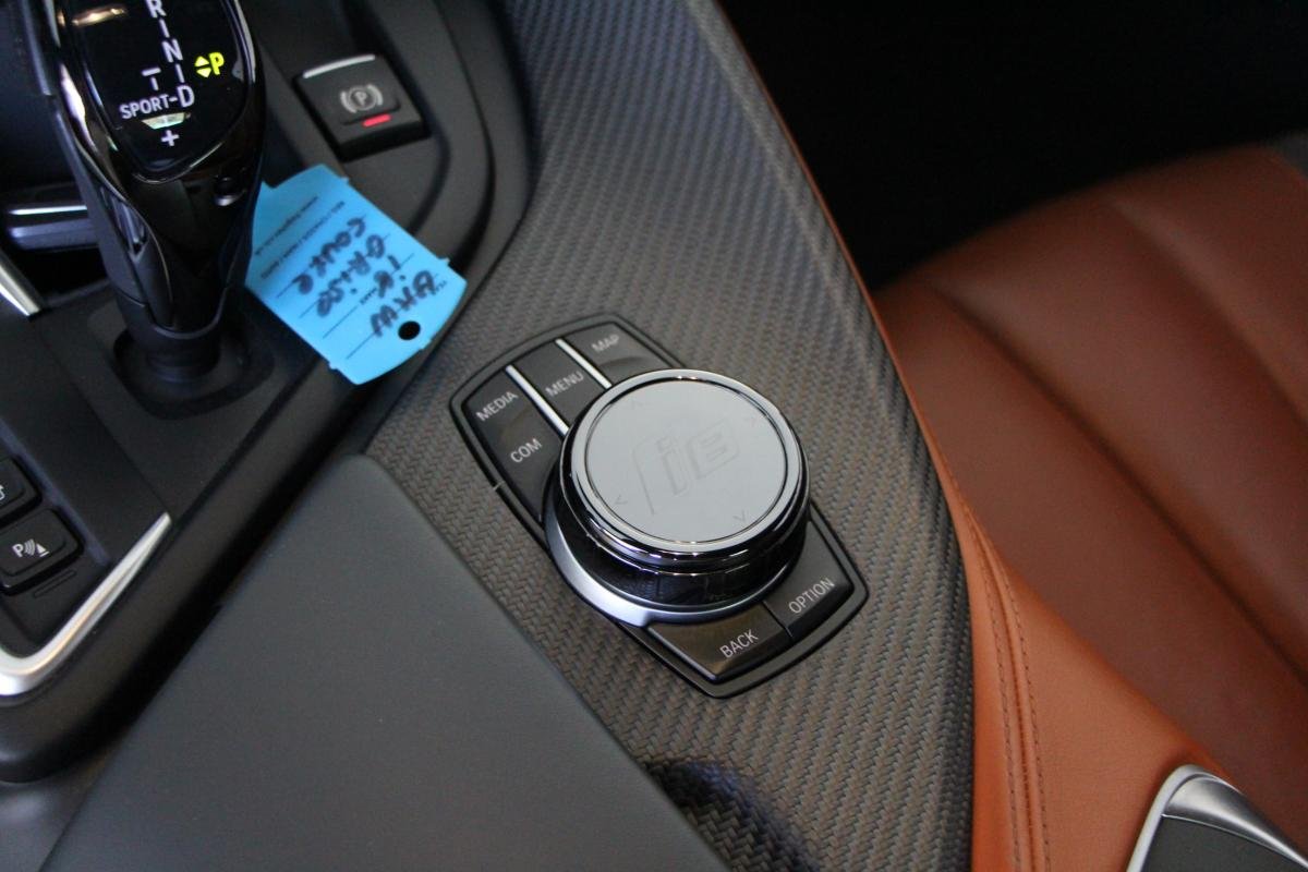 BMW i8 - Photo 13