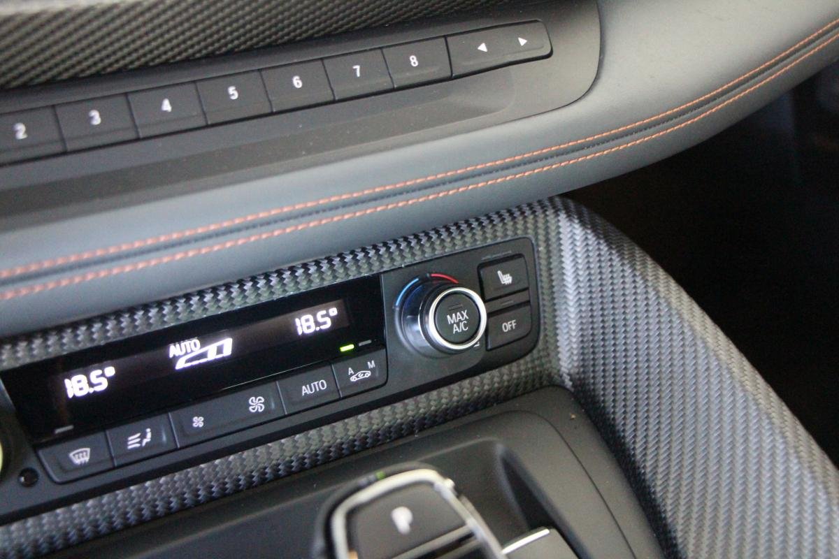 BMW i8 - Photo 15