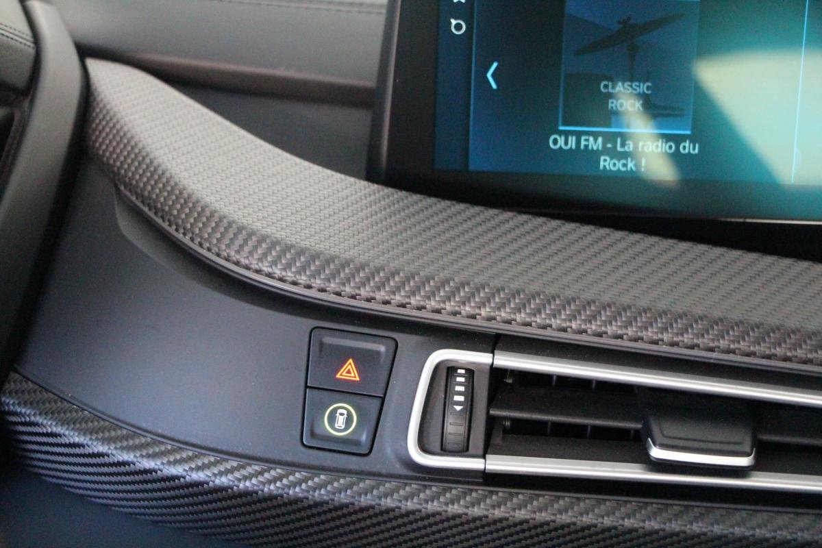 BMW i8 - Photo 17
