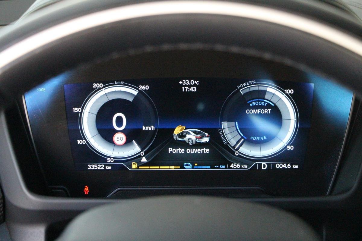 BMW i8 - Photo 18