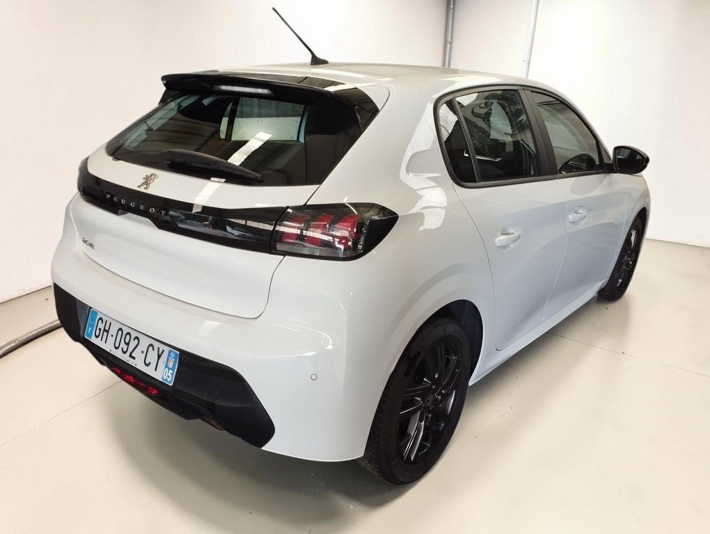 Peugeot 208 - Photo 2