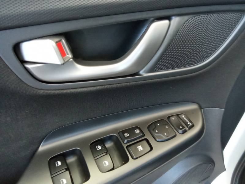 Hyundai Kona - Photo 23