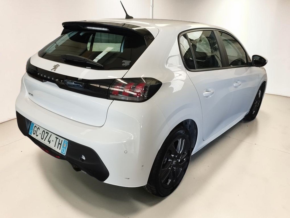 Peugeot 208 - Photo 2