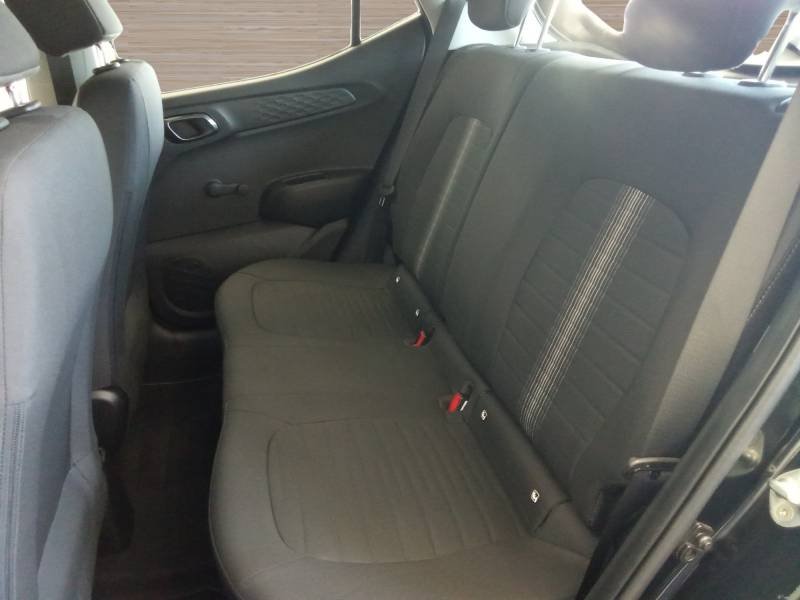 Hyundai i10 - Photo 13