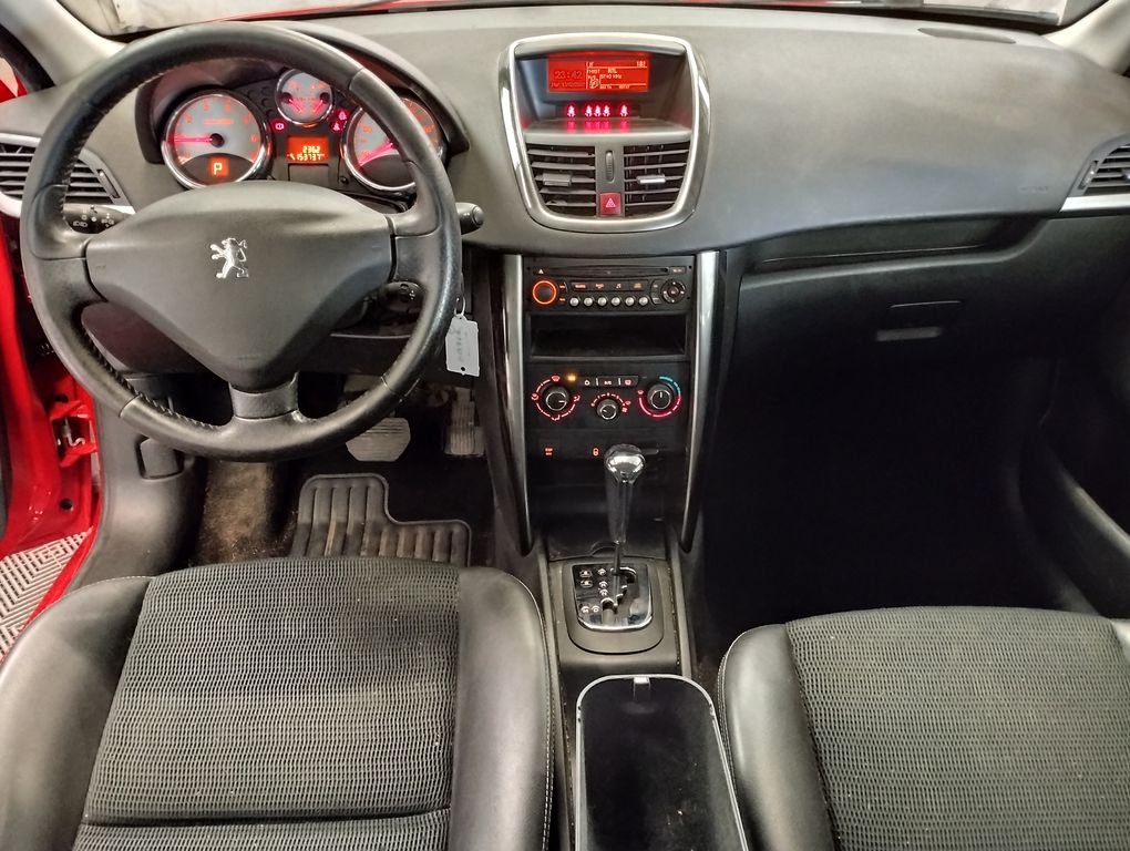 Peugeot 207 - Photo 3