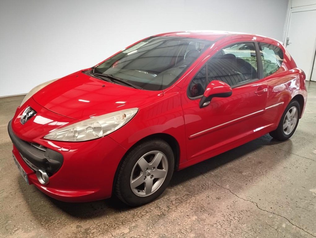 Peugeot 207 - Photo 6
