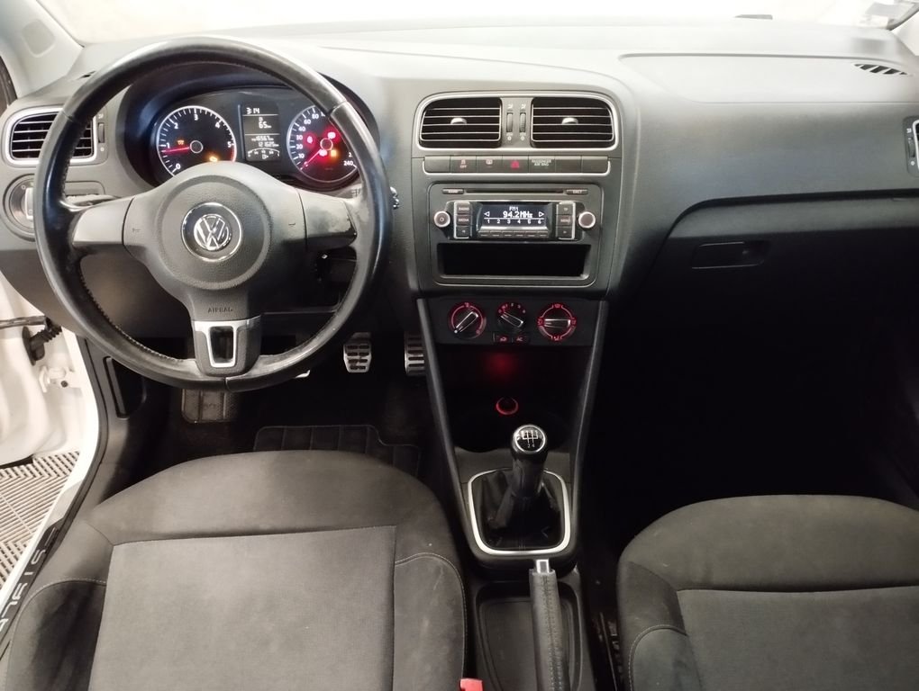 Volkswagen Polo - Photo 3