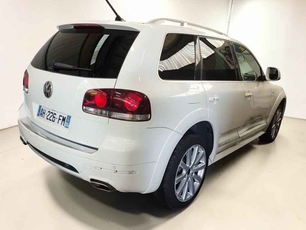 Volkswagen Touareg - Photo 2