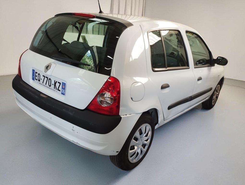 Renault Clio - Photo 2